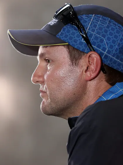 Hesson & Co re-sign with the BLACKCAPS