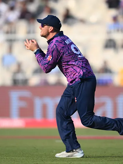 A juggle, then safe hands from Munsey | T20WC 2026