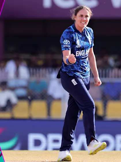 Every ball of Nat Sciver-Brunt's economical spell against South Africa | CWC25