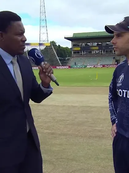 Scotland win the toss and elect to field against Ireland