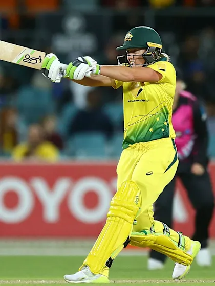 Healy, Mooney rise in batters’ chart after Pakistan sweep