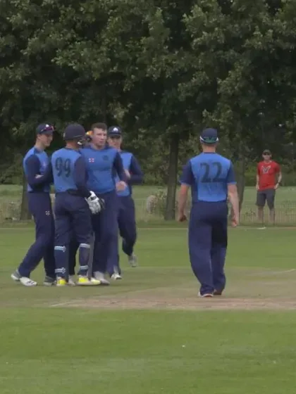 U19 CWC Europe Q: Sco v Ire – Scotland's Charlie Peet takes 3 for 34 in his 10 overs