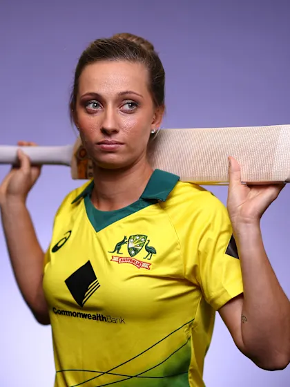 'I'd take it with both hands' – Ashleigh Gardner up for batting promotion