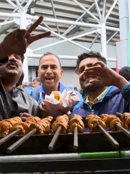 CWC19: IND v PAK - Plenty of great looking food being sold around the ground!