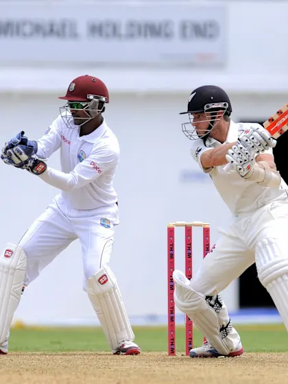 Williamson ton gives New Zealand control