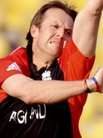 Swann wants England to silence Indian crowd