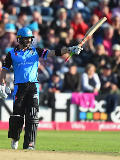 Nerveless Ferguson steers Worcestershire Rapids to first-ever T20 Finals Day