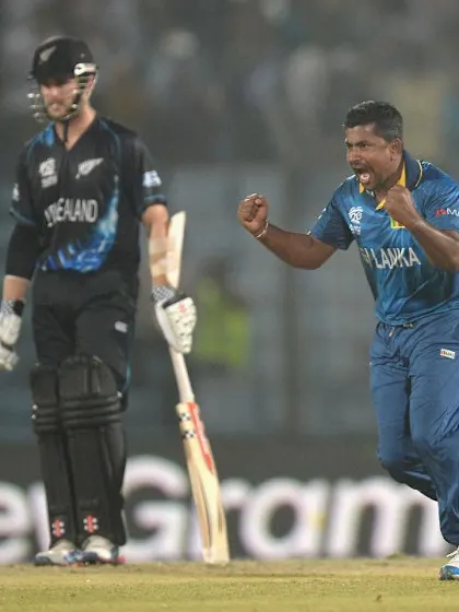 M30: SL v NZ - Rangana Herath takes 5/3