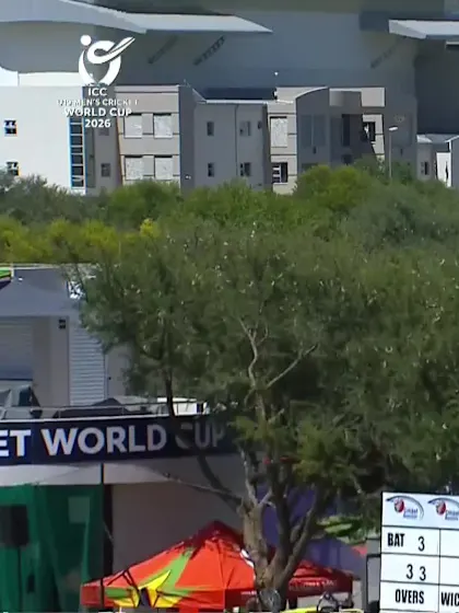 C Hara-Hinze with a Six vs. Australia