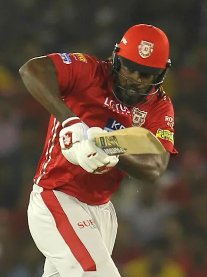 Gayle and Dhoni turn back the clock