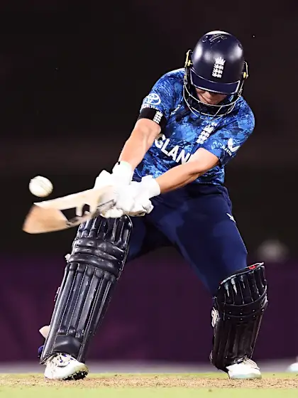Alice Capsey powers to match-winning 88* | Player Highlights | CWC25
