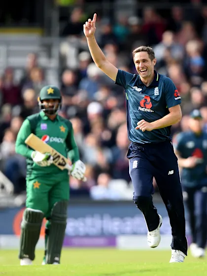 Top-order blitz, Woakes five-for help England win final ODI before World Cup