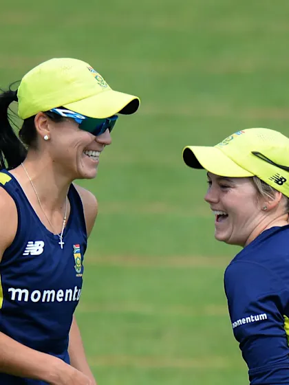 An expression of cricket through Kapp and van Niekerk