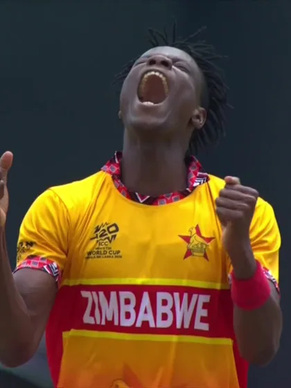 Josh Inglis - Wicket - Australia vs Zimbabwe