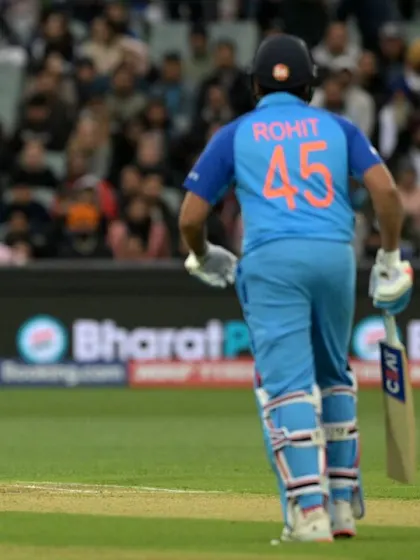 Six! Rahul gets the first of the day with a fine pull | T20WC 2022