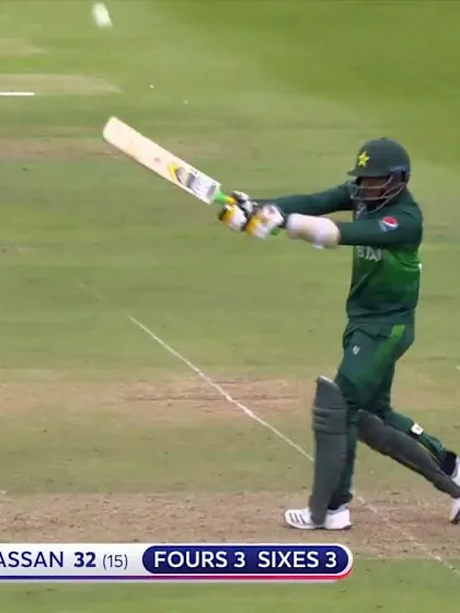 CWC19: AUS v PAK – Hassan Ali smacks three fours and as many sixes in his fiery cameo