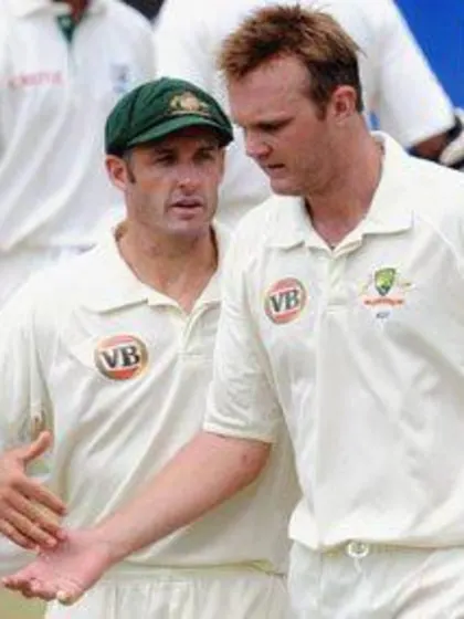 Bollinger, Hussey return to Australia