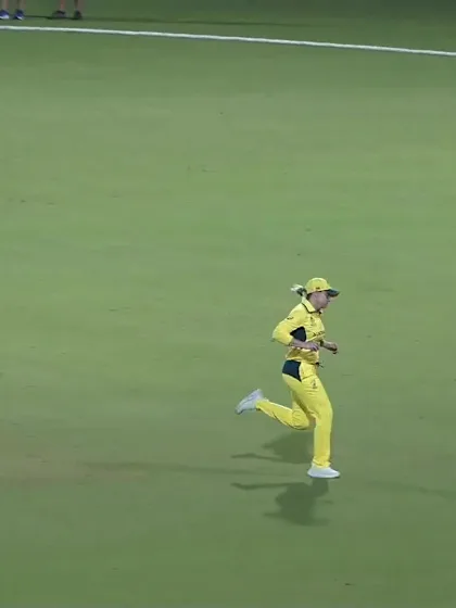 Sophia Dunkley - Wicket - England Women vs Australia Women