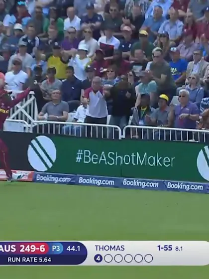 CWC19: AUS v WI - Brilliant running catch and fancy footwork from Cottrell gets rid of Steve Smith