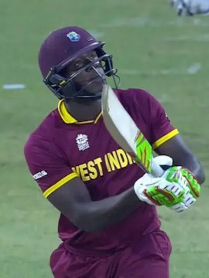 Brathwaite hits a 100 metre Six!