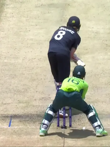 Hunter Shore with a Four vs. Pakistan