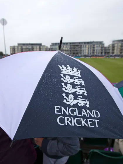 England stays ahead after rain ruins third ODI
