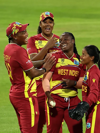 Aaliyah Alleyne brings an end to a fine Darcey Carter innings | Women's T20WC 2026