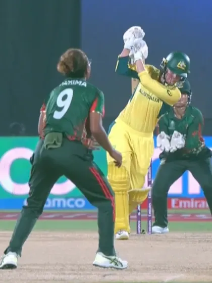 Litchfield goes aerial with a no-look six | CWC25