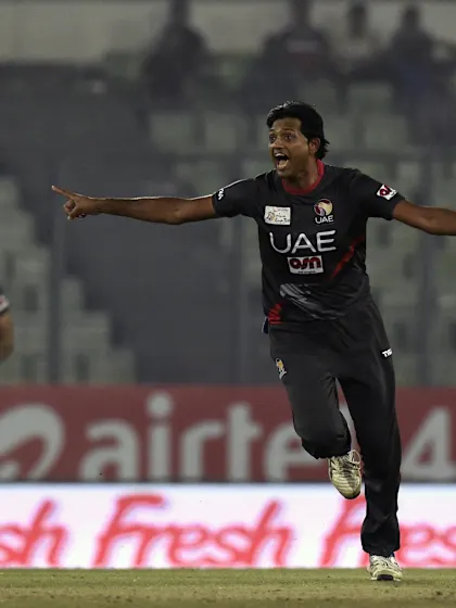 Amjad Javed retires from international cricket