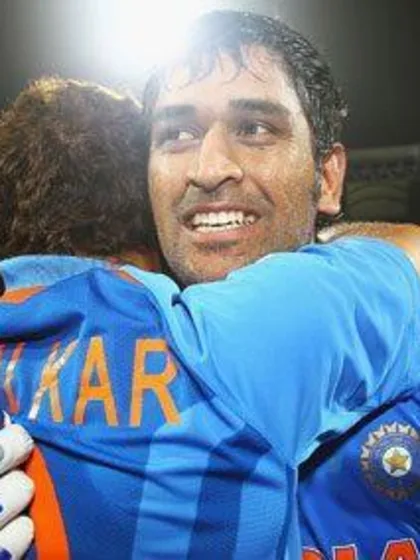 I'm also trying to serve country like Tendulkar: Dhoni