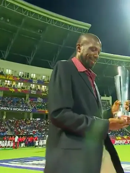 AUS v ENG: Sir Curtly Ambrose brings out the WT20 trophy