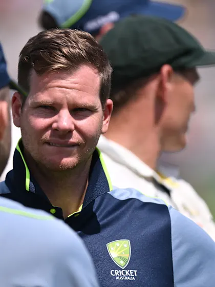 Logo of Smith reveals next step in recovery from finger injury