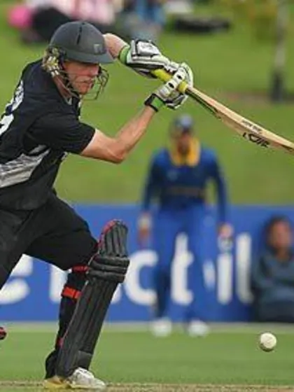 Pakistan and South Africa snatch last-over victories to top their groups