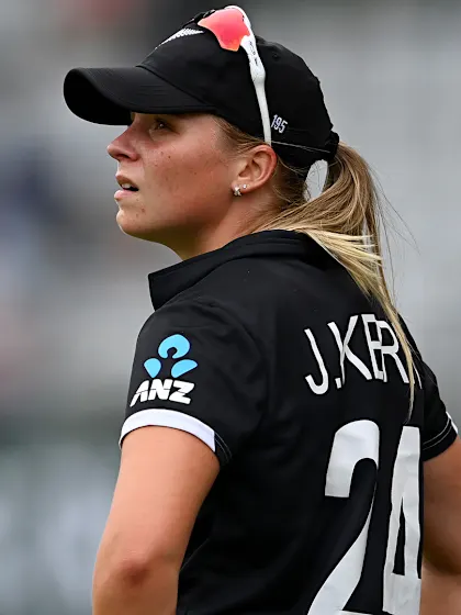 New Zealand quick out of Sri Lanka tour as off-spinner returns