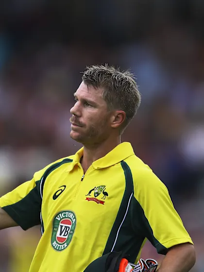 Warner ton leads Australia to series win