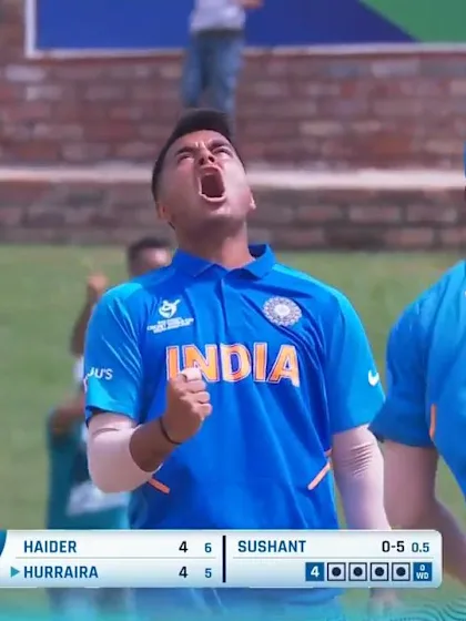 ICC U19 CWC: IND v PAK – Hurraira top-edges Mishra and is caught