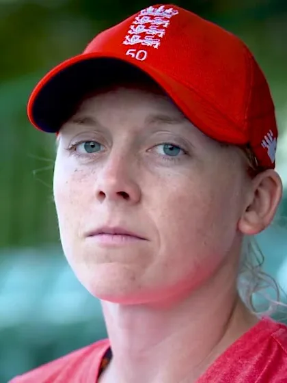 ENG v IND: Heather Knight gets ready for the semi-final