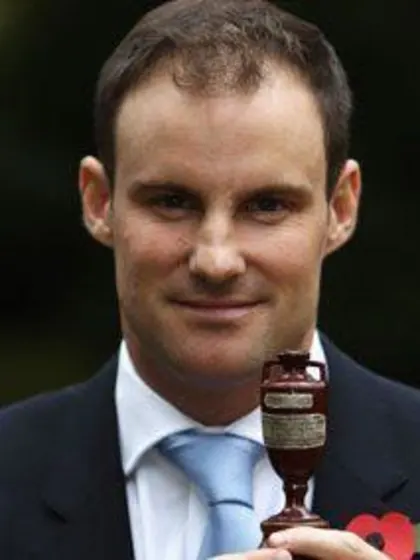 Strauss laughs off Big Ben taunt