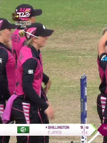 NZ v IRE: Cecelia Joyce falls early