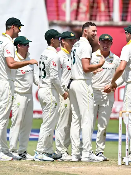 Australia breeze to a big win over South Africa in Durban