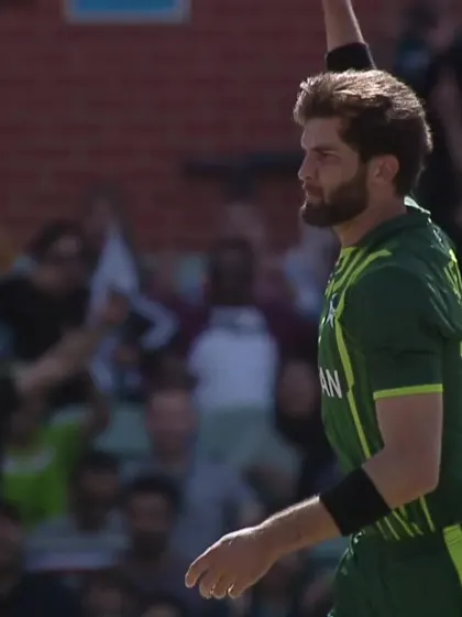 Wicket - Musaddek Hossain - Pakistan v Bangladesh ICC T20WC 2022