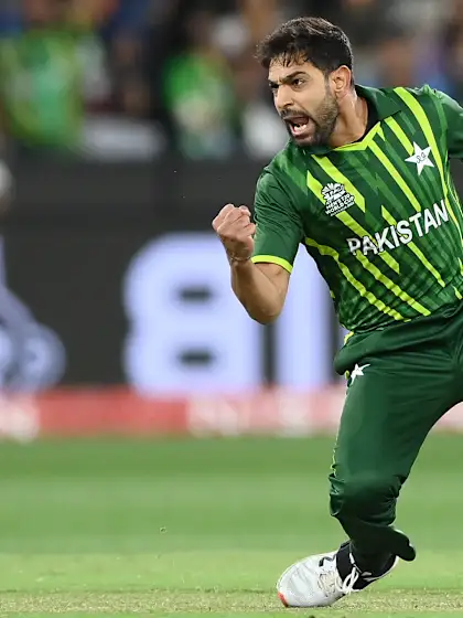 Dangerman Suryakumar Yadav departs with a nick to Rizwan | T20WC 2022