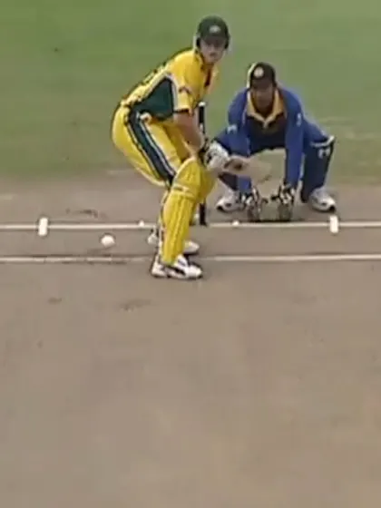 2003 CWC | Gilchrist walks in the semi-final