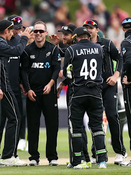 Resilient Pakistan look to bounce back