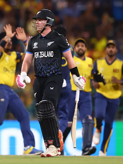 Kamindu's tidy grab near the ropes | T20WC 2026