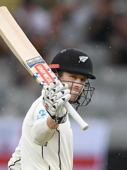 Henry Nicholls gets to his 50 on another dismal day