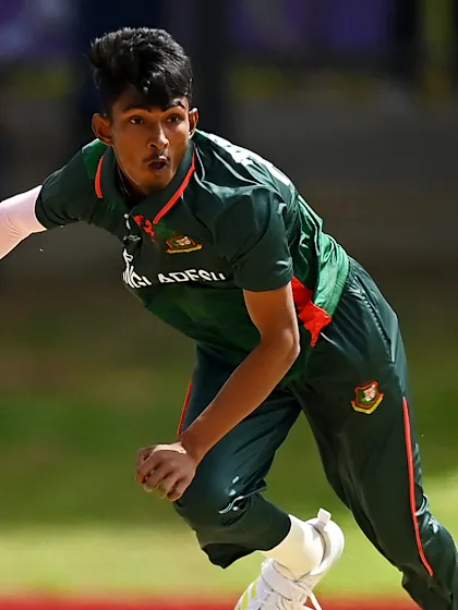 Maruf Mridha's dismissal of Aravelly Avanish Rao | U19 CWC 2024