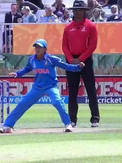 WICKET: Sidra Nawaz falls to Ekta Bisht for 0