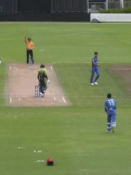 Fantastic diving catch from Ikram Ali Khil to dismiss Ammad Alam