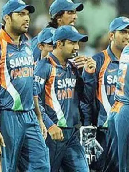 India bounce back, hand out 99-run defeat to Australia